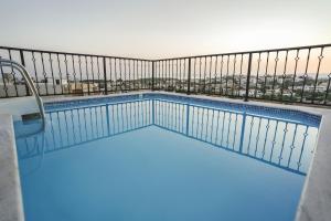 Luxury Maisonette with Private Pool