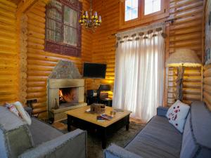 Superior Chalet (4 Adults)