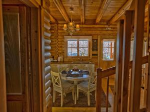 Superior Chalet (4 Adults)