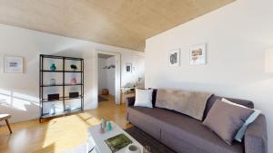 Bright and luminous 1 bedroom flat in downtown