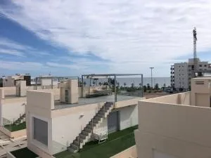 Modern villa with pool jacuzzi and sea view - La Horadada