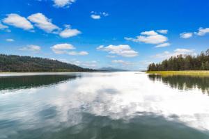 Waterfront Ranch on Pend Oreille