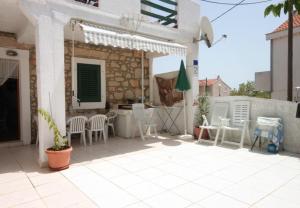 Apartments Tonci - 30 m from beach