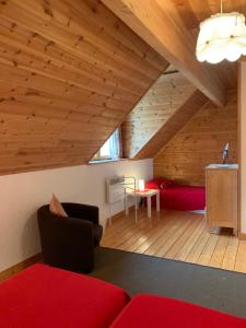 Maisons de vacances Ferme Noemie (Bourg d'Oisans) : photos des chambres