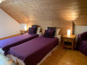 Maisons de vacances Ferme Noemie (Bourg d'Oisans) : photos des chambres