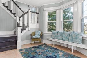 Large Patio with Ocean Views Beach Block Parking Unit 3