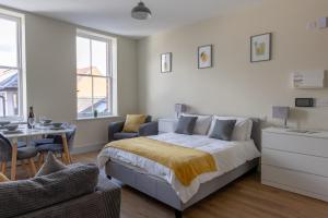 Hereford City Centre - Apartment 6, Isabella House - Modern Apartment In The Heart of The City - Sleeps 4 Guests - Hosted by RENTMYHOUSE