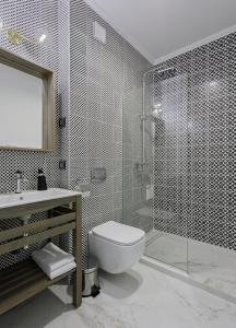 The Square Hotel