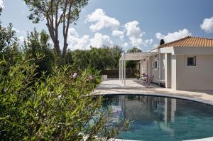 Villa Matina - 350m from the beach, by ZanteWize