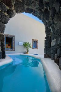 Luna Santorini Suites Santorini Greece