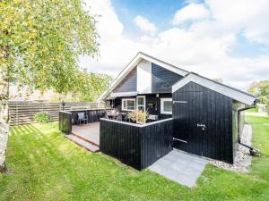 5 person holiday home in Hemmet