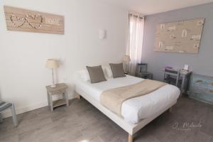 LOGIS HOTELS - Hotel et Restaurant L'Oceana : photos des chambres