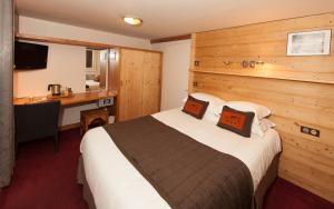 Hotels Joy Villard de Lans : Chambre Double Deluxe avec Baignoire