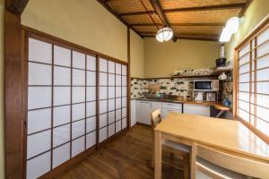 Shirakawa Cottage