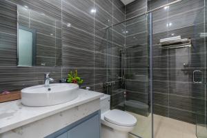 Palm Villa 10 - Luxury Pool Villa 6 Rooms & Billiard