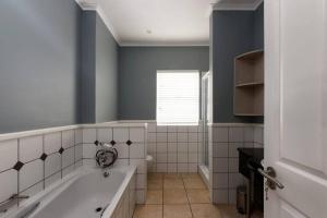 Pinnacle Point Lodge 70 Golf and Spa Estate