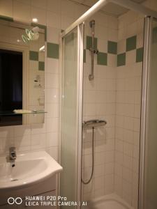 Hotels Hotel Trianon Tours : photos des chambres