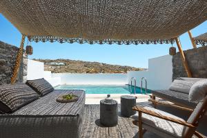 Exclusive Suite with Private Pool 
