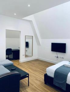 Single Room with Private Bathroom room in Simple Stay