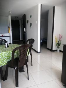 apartamento familiar a 3 km del parque del café