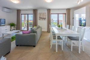 ANTON 3 spacious apartment with a large terrace