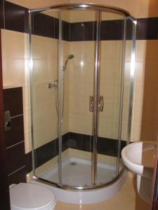 Krzywy Domek w Ostrowie Morza Brzeg