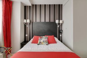 Hotels Hotel Riviera Elysees : photos des chambres