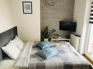 Poznan Rents - Apartamenty Mostowa Old Town Parking Free