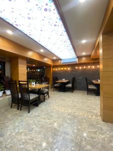 Hotel Aditya Residency
