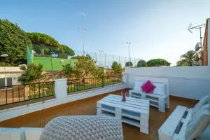 Apartamentos Costa Brava Las Vistas - 桑特费柳德吉克索尔斯 Apartamentos Costa Brava Las Vistas - 桑特费柳德吉克索尔斯