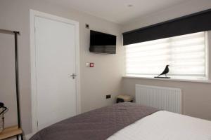 Blackbird Luxury 2 Bed Accommodation Room 7