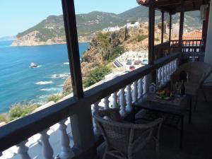 Studios Milos Skopelos-Where the Sea Meets the Sky Skopelos Greece