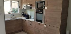 RESIDENCE LE NEULOS, T2 40m2 AVEC GARAGE PRIVE, 150 m de la mer, Avenue Roussillon Canet-Plage