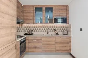 Staybridge Suites Dubai Al-Maktoum Airport by IHG - 甘图特