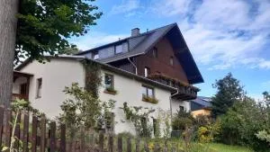 Ferienhaus Andrea Höcherl - Thermalbad Wiesenbad