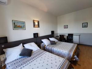 Hotels l'Hotel du port : photos des chambres