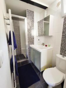 Appartements STUDIO COSY LE Ti PARIS WIFI & NETFLIX : photos des chambres