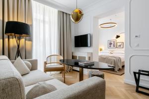Junior Suite room in Heritage Hotel FERMAI