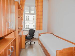 DORMitory