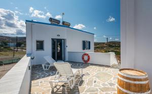 Heliovasilema Studios Milos Greece