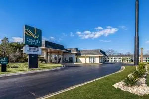 Quality Inn Perry - National Fairgrounds Area - بايرون