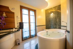 Suite avec Baignoire Spa