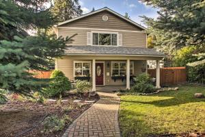 Charming Coeur dAlene Abode Steps to Tubbs Hill!