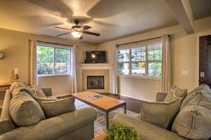 Charming Coeur dAlene Abode Steps to Tubbs Hill!