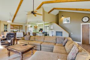 Three Bedroom House room in Lakeside Lodge