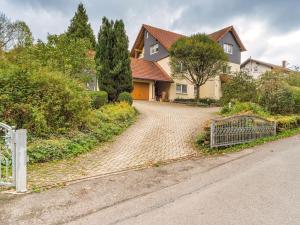 Geräumige Wohnung mit Grill