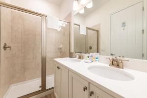 Happy Ours Cottage Near Disney With Private Hot Tub And Margaritaville Resort & Island H20 Waterpark Access - 3086Kl