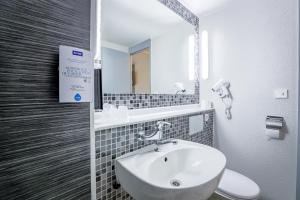 Hotels Kyriad Valenciennes Sud - Rouvignies : photos des chambres