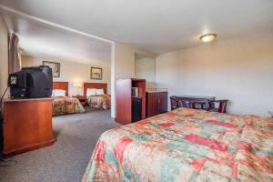 Rodeway Inn & Suites Nampa