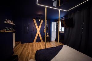 Love hotels Suite 50 Nuances avec Balneotherapie pour 2 : photos des chambres